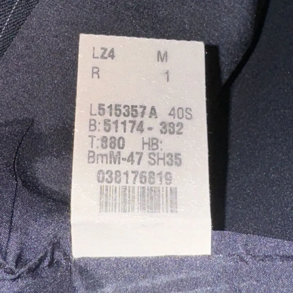 Lauren Ralph Lauren Blazer Men's Size 40S Navy Blue Pinstripe Pockets 100% Wool